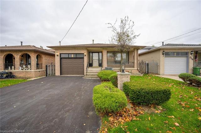 255 Guildwood Drive, House detached with 4 bedrooms, 2 bathrooms and 5 parking in Hamilton ON | Image 34