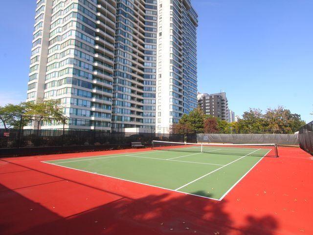Lph6 - 550 Webb Dr, Condo with 2 bedrooms, 1 bathrooms and 1 parking in Mississauga ON | Image 17
