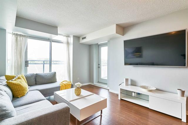 402 - 120 Dallimore Circ, Condo with 1 bedrooms, 2 bathrooms and 1 parking in Toronto ON | Image 6