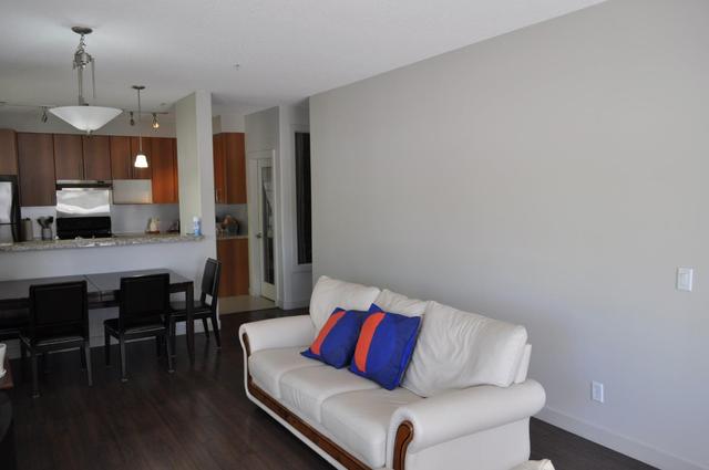 102 - 1000 Centre Ave Ne, Condo with 2 bedrooms, 2 bathrooms and 1 parking in Calgary AB | Image 2