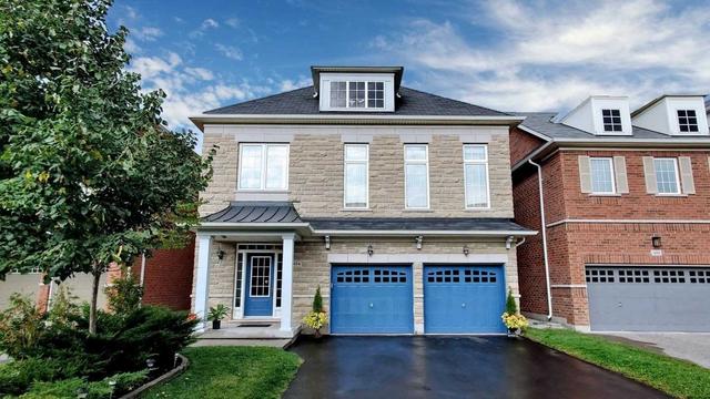 404 Nairn Circ, House detached with 4 bedrooms, 3 bathrooms and 4 parking in Milton ON | Image 1