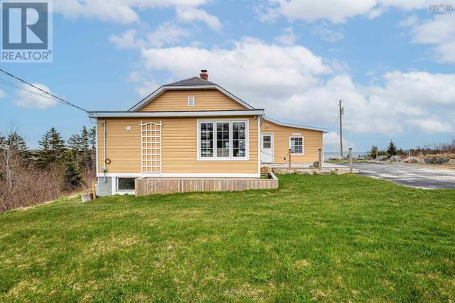19194 Highway 7, House detached with 3 bedrooms, 1 bathrooms and null parking in Halifax NS | Image 30
