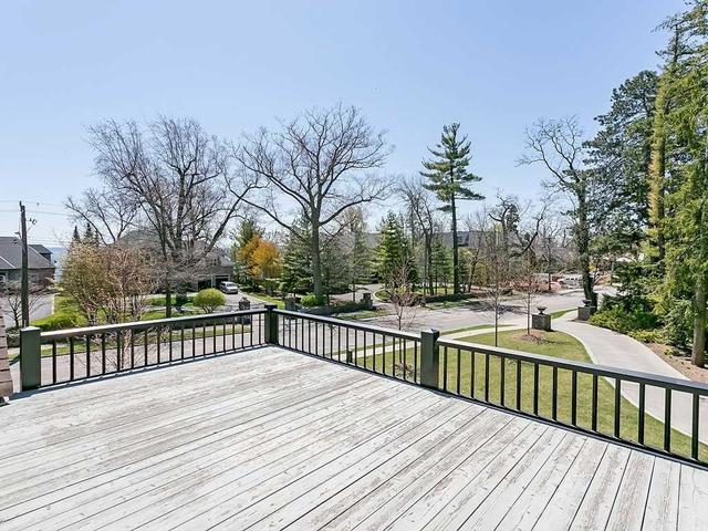 3077 Lakeshore Rd, House detached with 3 bedrooms, 3 bathrooms and 5 parking in Burlington ON | Image 14