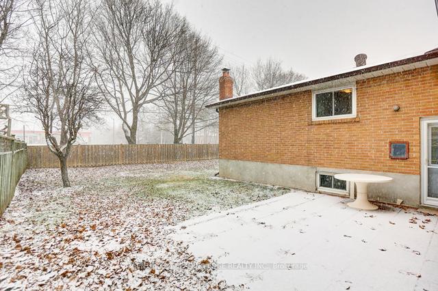 18 Bakerdale Rd, House detached with 3 bedrooms, 2 bathrooms and 8 parking in Markham ON | Image 29