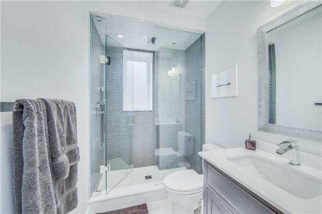 Upper - 229 Howland Ave, House semidetached with 3 bedrooms, 2 bathrooms and null parking in Toronto ON | Image 11