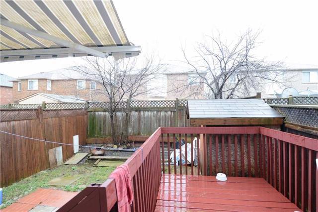 7 Kimberley Cres, Townhouse with 3 bedrooms, 4 bathrooms and 2 parking in Brampton ON | Image 12