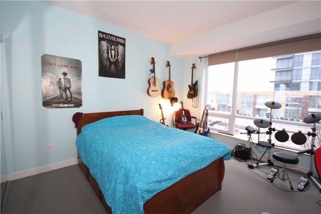 Th2 - 25 Singer Crt, Townhouse with 3 bedrooms, 3 bathrooms and 1 parking in Toronto ON | Image 10