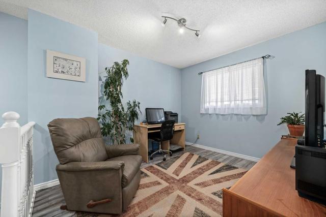 144 Riverglen Park Se, Home with 2 bedrooms, 1 bathrooms and 1 parking in Calgary AB | Image 12