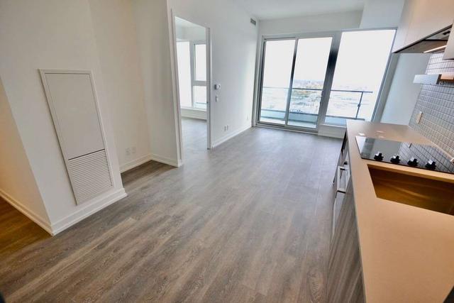 3905 - 5 Buttermill Ave, Condo with 2 bedrooms, 2 bathrooms and 0 parking in Vaughan ON | Image 2