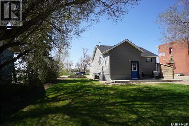 710 Railway Avenue, House detached with 4 bedrooms, 2 bathrooms and null parking in Milestone SK | Image 34