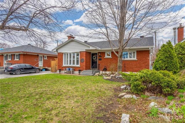 967 Connaught Avenue, House detached with 4 bedrooms, 2 bathrooms and 2 parking in Ottawa ON | Image 2