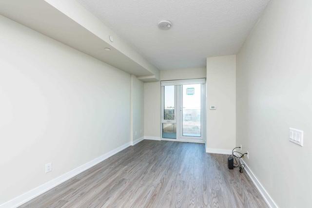 619 - 38 Monte Kwinter Crt, Condo with 2 bedrooms, 1 bathrooms and 0 parking in Toronto ON | Image 8