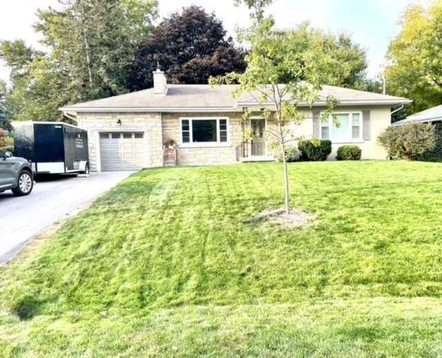 852 Condor Dr, House detached with 3 bedrooms, 2 bathrooms and 5 parking in Burlington ON | Image 1