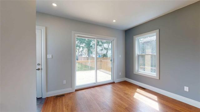 362 Eagle St, House detached with 3 bedrooms, 3 bathrooms and 6 parking in Newmarket ON | Image 7