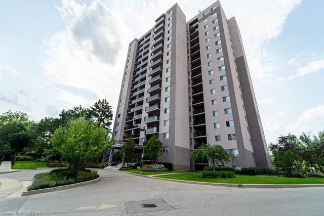 1109 - 975 Warwick Court, House attached with 2 bedrooms, 1 bathrooms and 1 parking in Burlington ON | Image 27