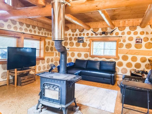 16418 Township Road 534, House detached with 2 bedrooms, 1 bathrooms and 4 parking in Yellowhead County AB | Image 4