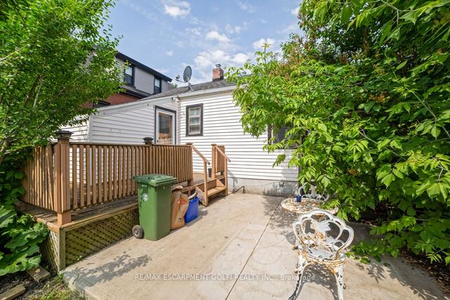481 Upper Wentworth St, House detached with 2 bedrooms, 1 bathrooms and 2 parking in Hamilton ON | Image 17
