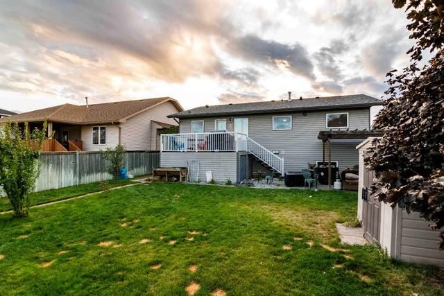 2423 7 Avenue Ne, House detached with 5 bedrooms, 3 bathrooms and 5 parking in Medicine Hat AB | Image 31
