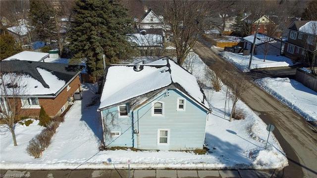 5 Henry Part 1 & Part 2 Street, House detached with 3 bedrooms, 1 bathrooms and 4 parking in Orangeville ON | Image 5