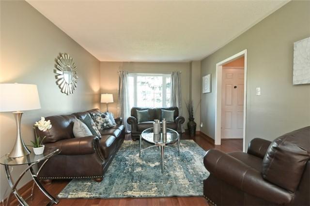 80 Marshall Cres, House detached with 4 bedrooms, 3 bathrooms and 2 parking in Ajax ON | Image 3