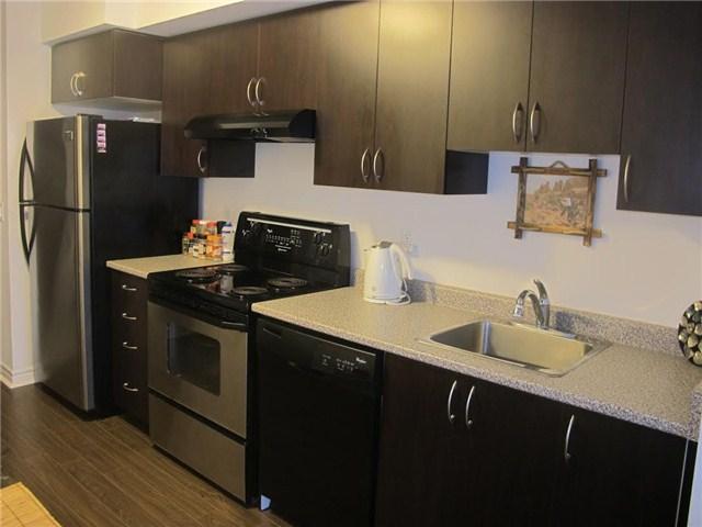 820 - 35 Saranac Blvd, Condo with 1 bedrooms, 1 bathrooms and 1 parking in Toronto ON | Image 2