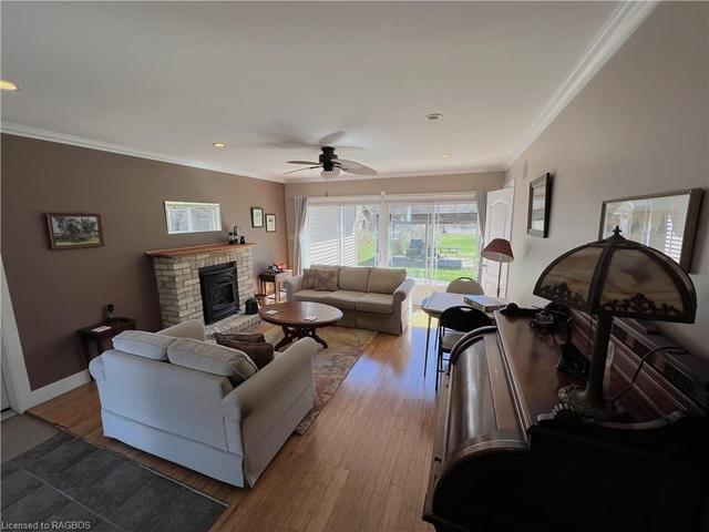 54 Breadalbane Street S, House detached with 3 bedrooms, 2 bathrooms and 5 parking in Saugeen Shores ON | Image 37