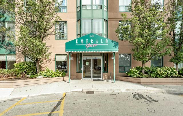 907 - 135 Hillcrest Ave, Condo with 1 bedrooms, 1 bathrooms and 1 parking in Mississauga ON | Image 12