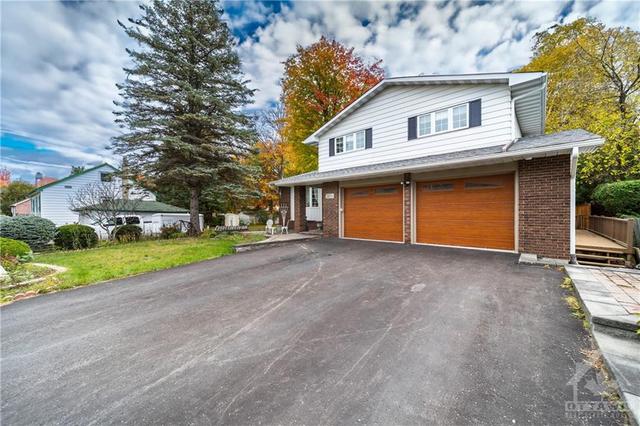 3014 Innes Road, House detached with 3 bedrooms, 4 bathrooms and 6 parking in Ottawa ON | Image 2