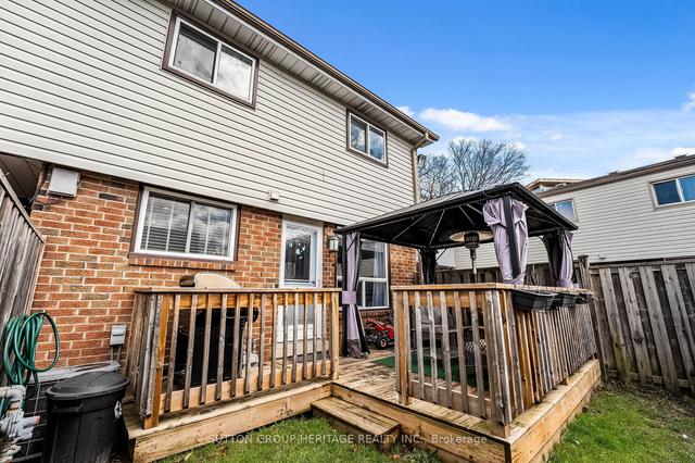 167 - 120 Nonquon Rd, Townhouse with 3 bedrooms, 1 bathrooms and 1 parking in Oshawa ON | Image 29
