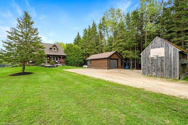 476463 Third Line, House detached with 3 bedrooms, 2 bathrooms and 8 parking in Melancthon ON | Image 2