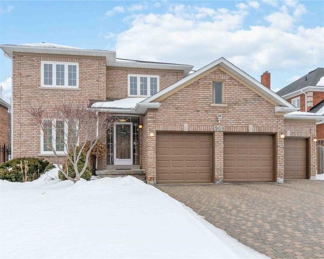 909 Damascus Crt, House detached with 5 bedrooms, 5 bathrooms and 12 parking in Newmarket ON | Image 12