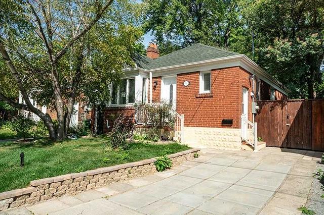 6 Coulter Ave, House detached with 2 bedrooms, 2 bathrooms and 3 parking in Toronto ON | Image 1