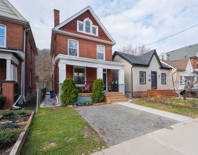 176 Cumberland Ave, House detached with 4 bedrooms, 3 bathrooms and 1 parking in Hamilton ON | Image 23