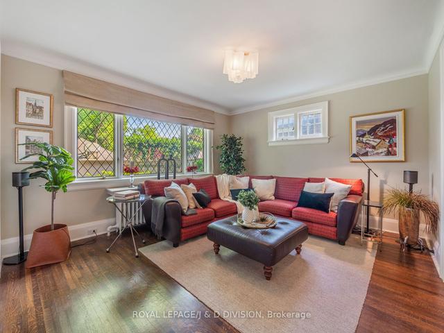 103 Cortleigh Blvd, House detached with 4 bedrooms, 5 bathrooms and 6 parking in Toronto ON | Image 30