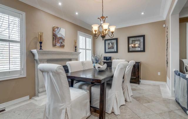 192 Summeridge Dr, House detached with 4 bedrooms, 3 bathrooms and 4 parking in Vaughan ON | Image 2
