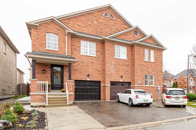 41 Arco Circ, House semidetached with 3 bedrooms, 4 bathrooms and 4 parking in Vaughan ON | Image 12