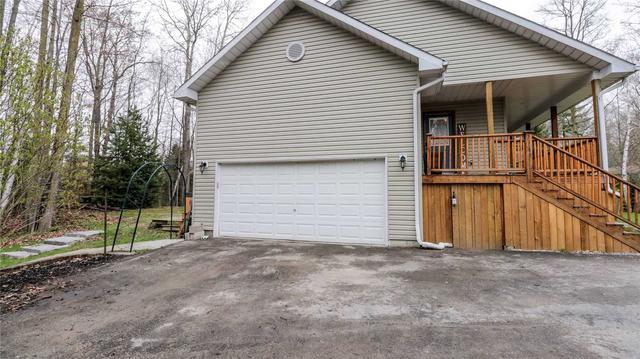 25 Lisbon Crt, House detached with 3 bedrooms, 3 bathrooms and 8 parking in Wasaga Beach ON | Image 35