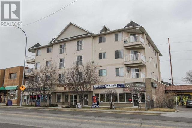 302, - 1905 Centre Street Nw, Condo with 1 bedrooms, 1 bathrooms and 1 parking in Calgary AB | Image 2