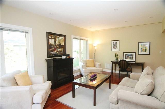 104 Princess Anne Cres, House detached with 3 bedrooms, 4 bathrooms and 5 parking in Toronto ON | Image 10