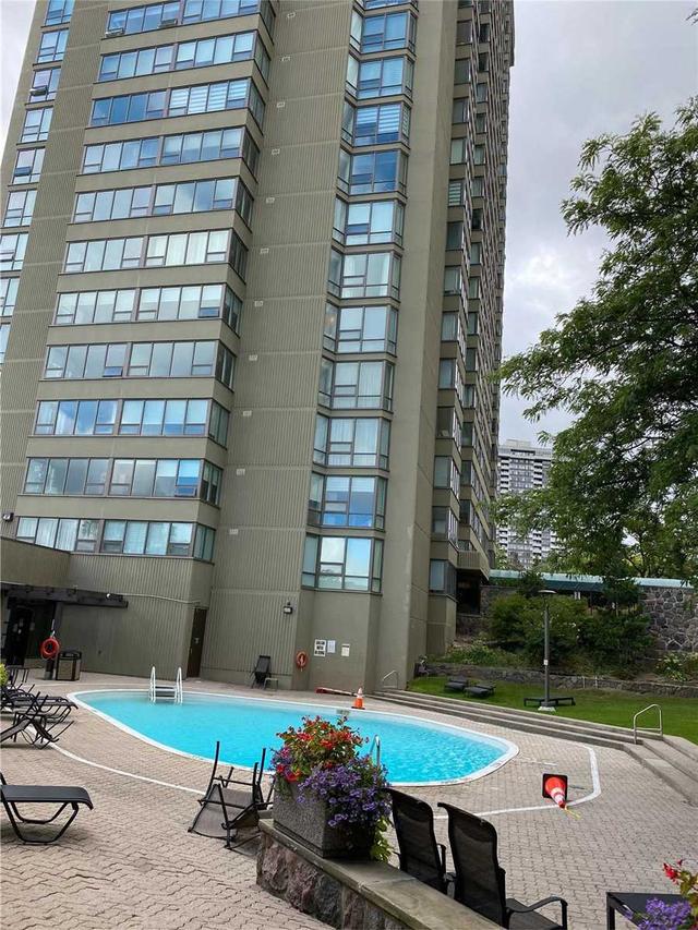 101 - 55 Skymark Dr, Condo with 3 bedrooms, 2 bathrooms and 1 parking in Toronto ON | Image 1
