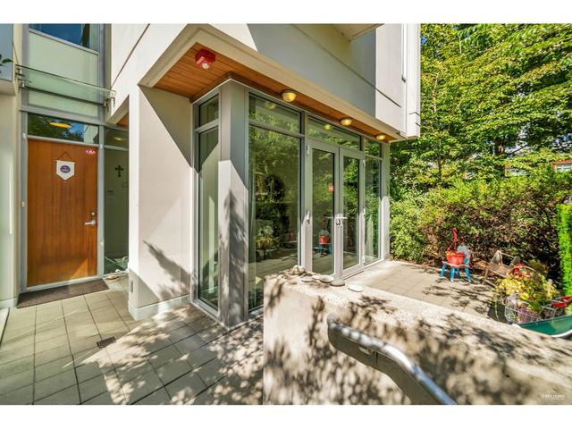 th3 - 5728 Berton Avenue, House attached with 2 bedrooms, 3 bathrooms and null parking in Vancouver BC | Image 16
