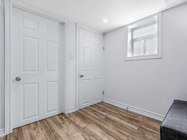30 Ashmore Ave, House detached with 3 bedrooms, 2 bathrooms and 4 parking in Toronto ON | Image 14
