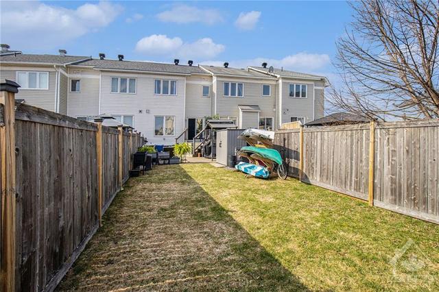 319 Hillsboro Private, Townhouse with 3 bedrooms, 3 bathrooms and 2 parking in Ottawa ON | Image 22