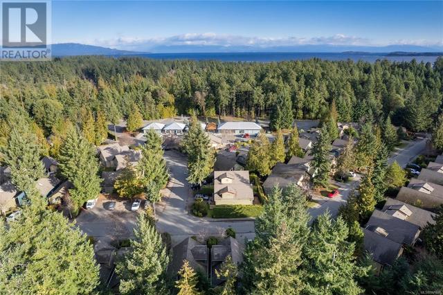 141 - 1080 Resort Dr, House attached with 3 bedrooms, 2 bathrooms and null parking in Parksville BC | Image 10