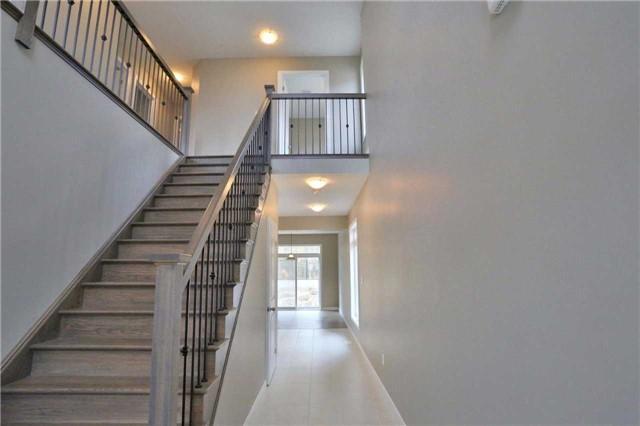 79 Elmbank Tr, House detached with 3 bedrooms, 4 bathrooms and 2 parking in Kitchener ON | Image 2