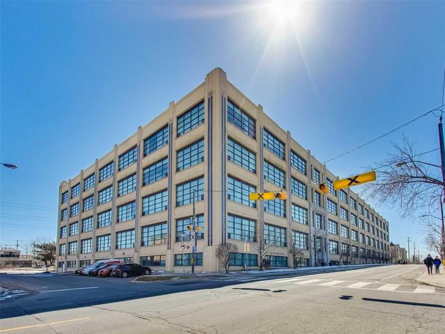 123 - 1001 Roselawn Ave, Condo with 2 bedrooms, 1 bathrooms and 1 parking in Toronto ON | Image 1
