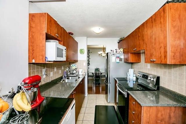 711 - 18 Knightsbridge Rd, Condo with 3 bedrooms, 2 bathrooms and 1 parking in Brampton ON | Image 14