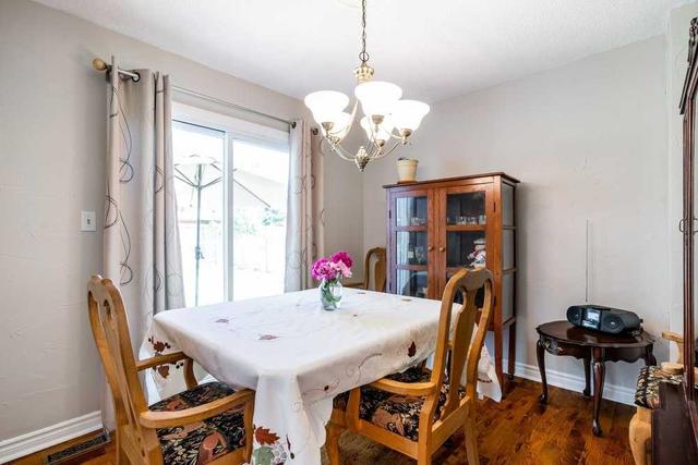713 Middleton Cres, House semidetached with 3 bedrooms, 2 bathrooms and 2 parking in Milton ON | Image 6
