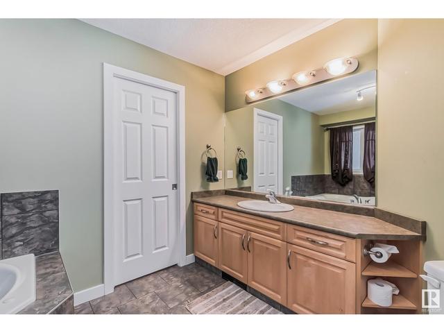 17827 111 St Nw, House detached with 3 bedrooms, 2 bathrooms and 4 parking in Edmonton AB | Image 34