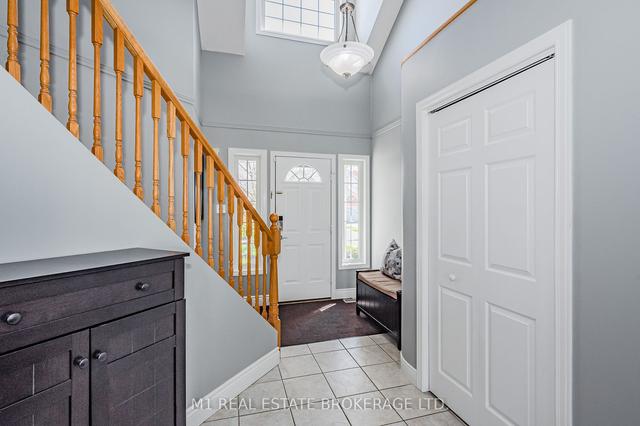 61 Marsh Cres, House detached with 4 bedrooms, 4 bathrooms and 6 parking in Guelph ON | Image 35